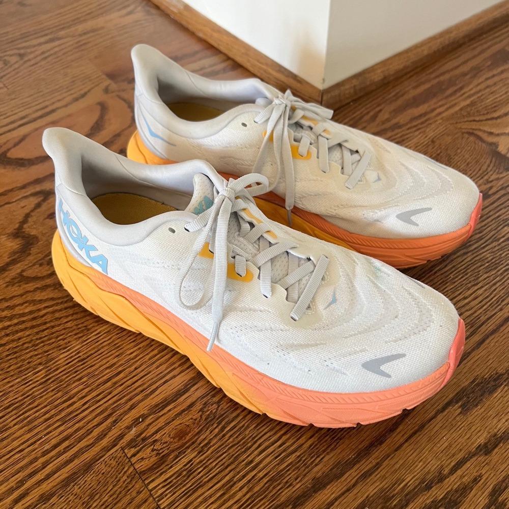 Hoka One One Arahi 6 Womens 9 Nimbus Cloud Blue Fog Yellow 1123195 NCBDB - Picture 12 of 15